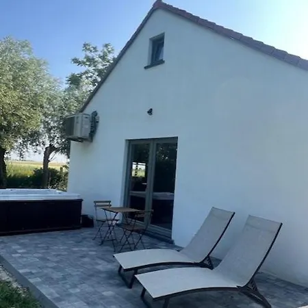 Vendégház Landelijk Met Jacuzzi En Ir-sauna Koksijde