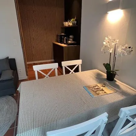 Casa Terra - Landelijk Met Jacuzzi En Ir-sauna Konukevi 4*