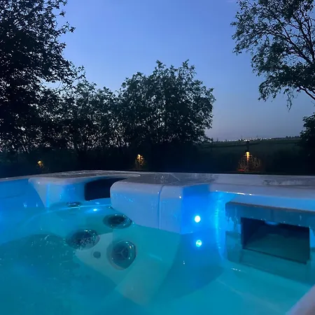 Pensión Casa Terra - Landelijk Met Jacuzzi En Ir-sauna Koksijde