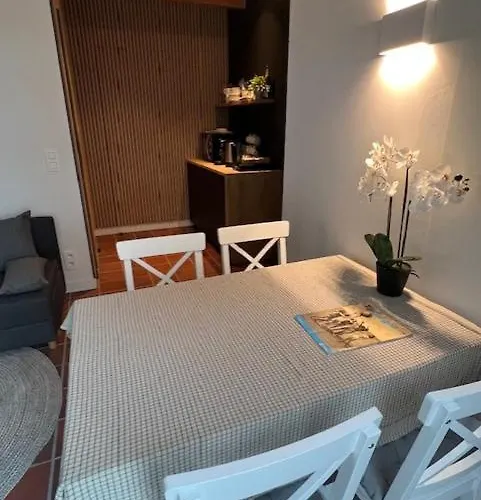 Casa Terra - Landelijk Met Jacuzzi En Ir-sauna 게스트하우스 4*